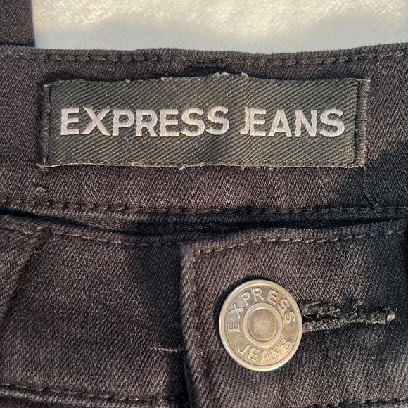 Express Black Denim Cropped Legging Mid Rise Skinny Jean. Raw Edge Hem w/zippers - Picture 2 of 6